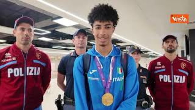 Furlani (atleta Polizia di Stato): "Dedico la vittoria ai mondiali atletica Tokyo al mio team" Furlani (atleta Polizia di Stato): "Dedico la vittoria ai mondiali atletica Tokyo al mio team"