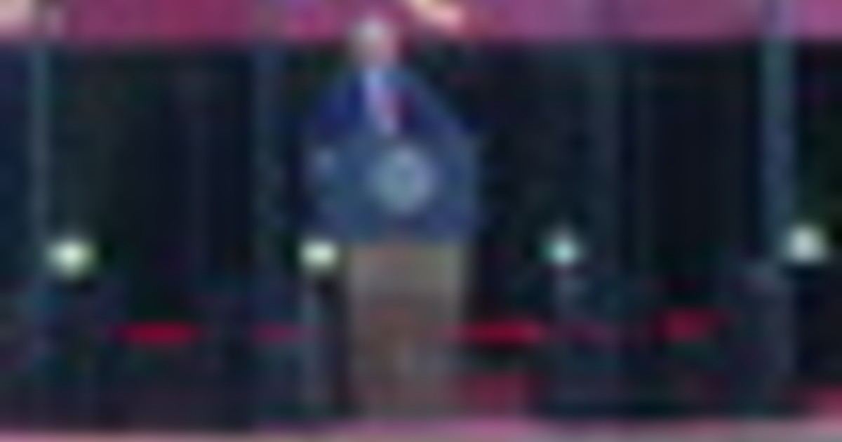 In Arizona la commemorazione per Kirk con Musk, Vance e Trump: "Un gigante"