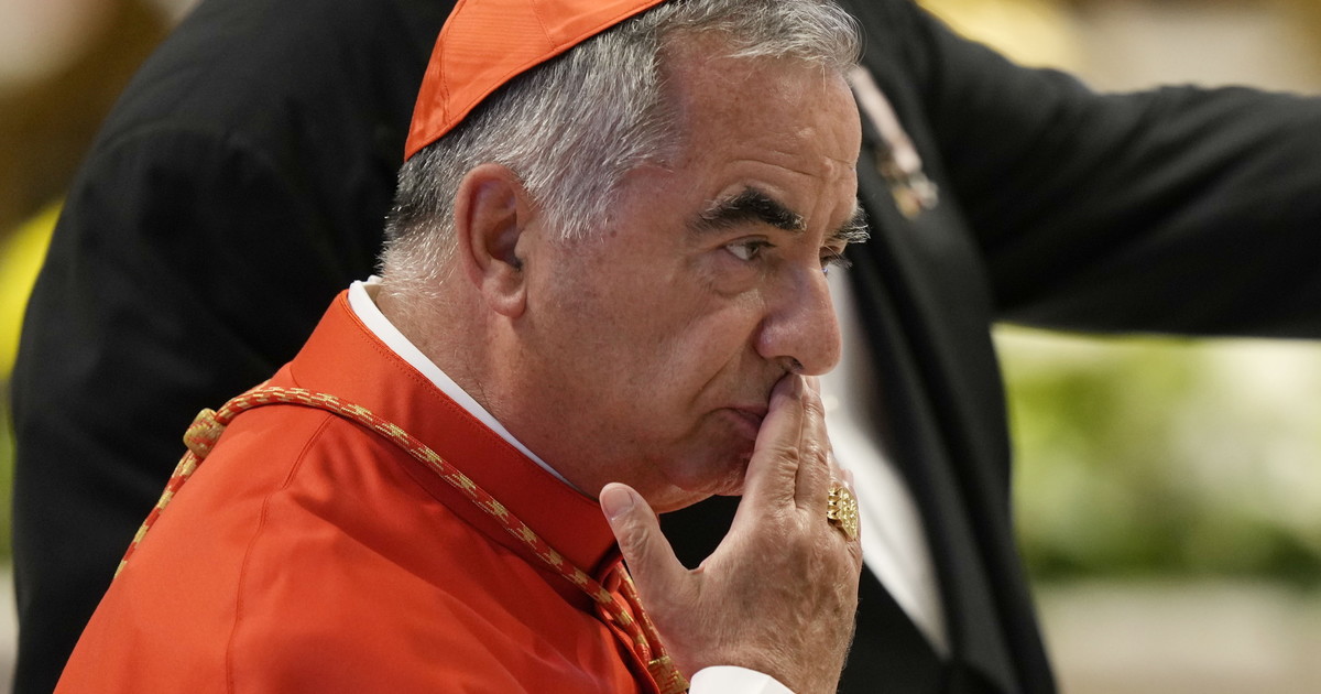 Vaticano: al via processo di appello sulla gestione dei fondi Santa Sede. Per la prima volta figura un cardinale Vaticano: al via processo di appello sulla gestione dei fondi Santa Sede. Per la prima volta figura un cardinale