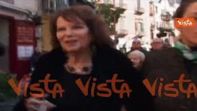 Si è spenta a 87 anni Claudia Cardinale, eccola nel 2017 al funerale di Pasquale Squitieri