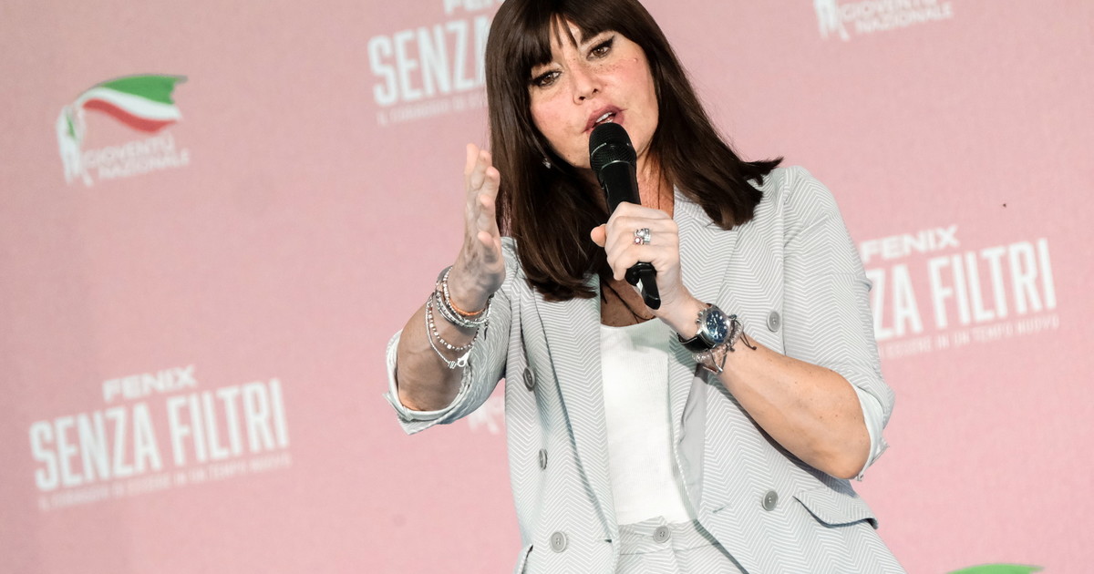 Il ministro Bernini: "Solidarietà al rettore di Genova. Giusto denunciare i Pro Pal"