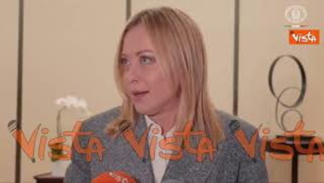 meloni onu si guardi allo specchio la domanda del direttore vista alexander jakhnagiev a new york