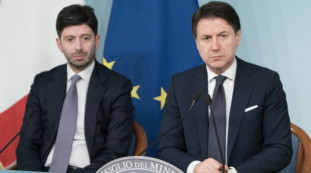 Mascherine Covid contraffatte: bufera su Conte e Speranza