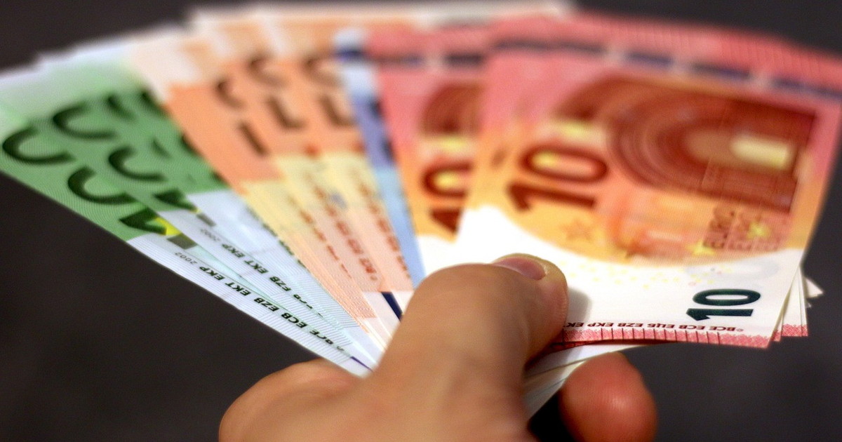 crisi e instabilit224 la bce avverte serve una scorta di banconote per le emergenze