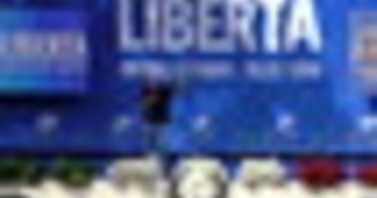 Tajani replica a Propaganda Live: "Chi ci attacca non ama la libertà"