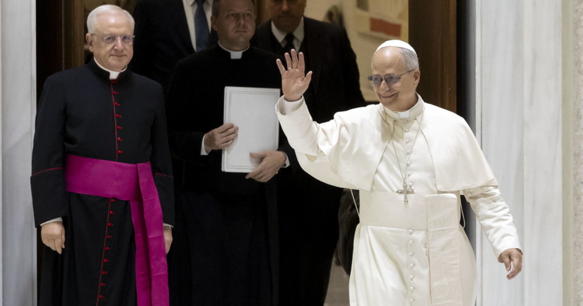 rivoluzione nella curia cos236 leone avvia il risiko delle nomine