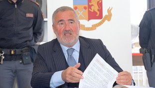 Ennesimo colpo di scena e terremoto sull'ex pm Venditti: l'annuncio spiazza tutti