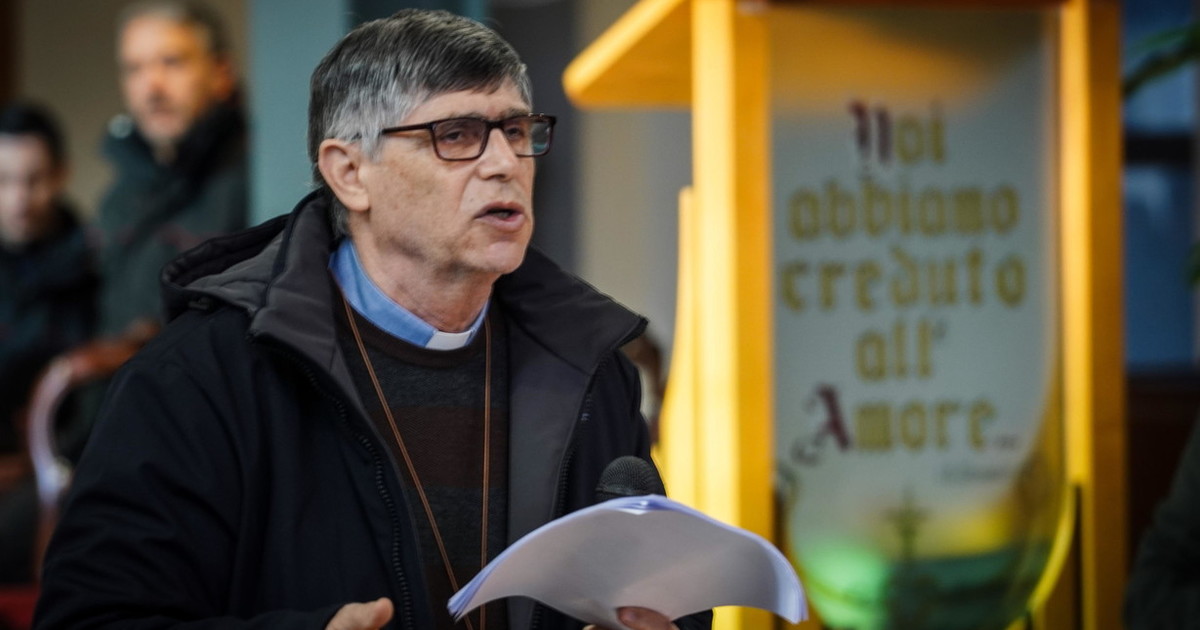 Don Patriciello è preoccupato. Ma Piantedosi chiarisce: "Segnale di una criminalità indebolita"