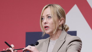 Il sondaggio La7 causa gli incubi a Schlein: la distanza da Fratelli d'Italia è siderale