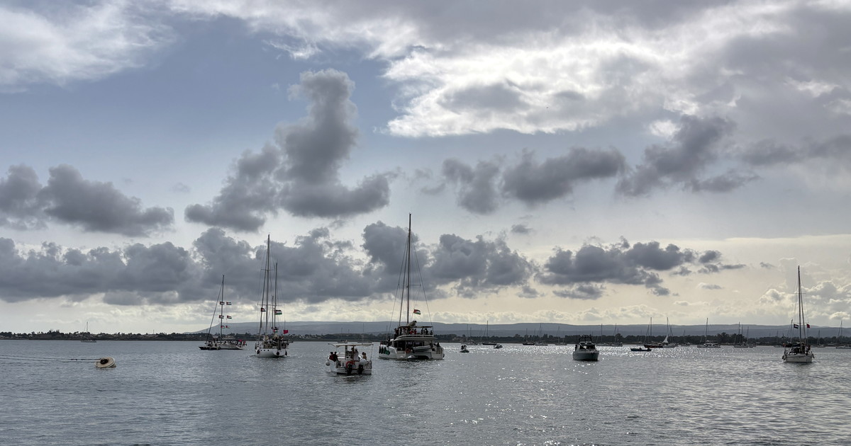 Flotilla sempre più vicina a Gaza E in Italia si alza il livello di allerta su porti, stazioni e cortei lampo