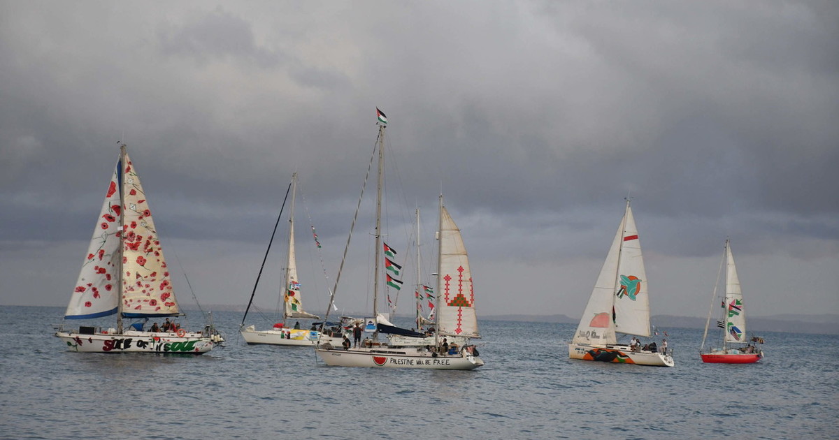 situazione incandescente a largo di gaza flotilla dentro la zona pericolosa notte di tensione