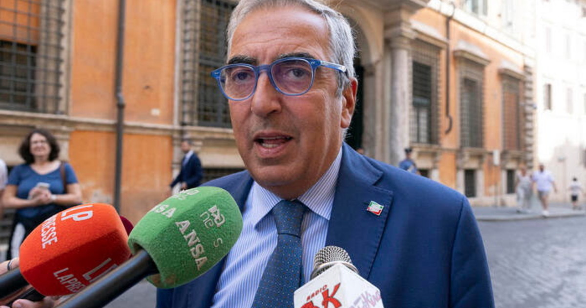 Flotilla, Gasparri affondata i parlamentari della Sinistra: "I primi ad abbandonare la nave"