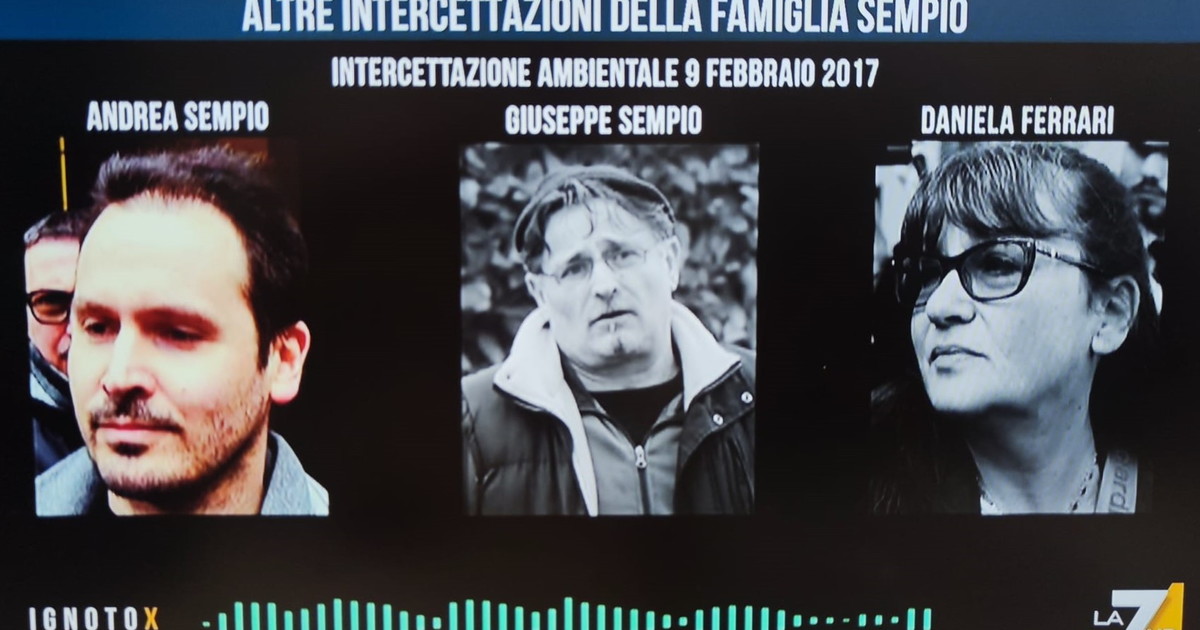 Spunta lo scritto inedito di Sempio: "Chiamate verso fisso Poggi". Il giallo del pc