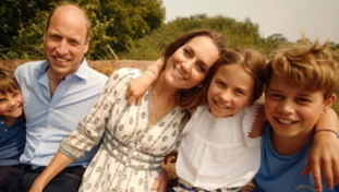 Il principe William ai paparazzi: Niente foto ai miei figli. E chiude il parco di Windsor