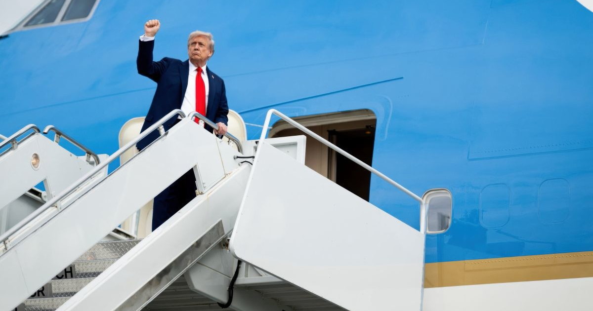 Trump accolto a Ben Gurion da Herzog e Netanyahu