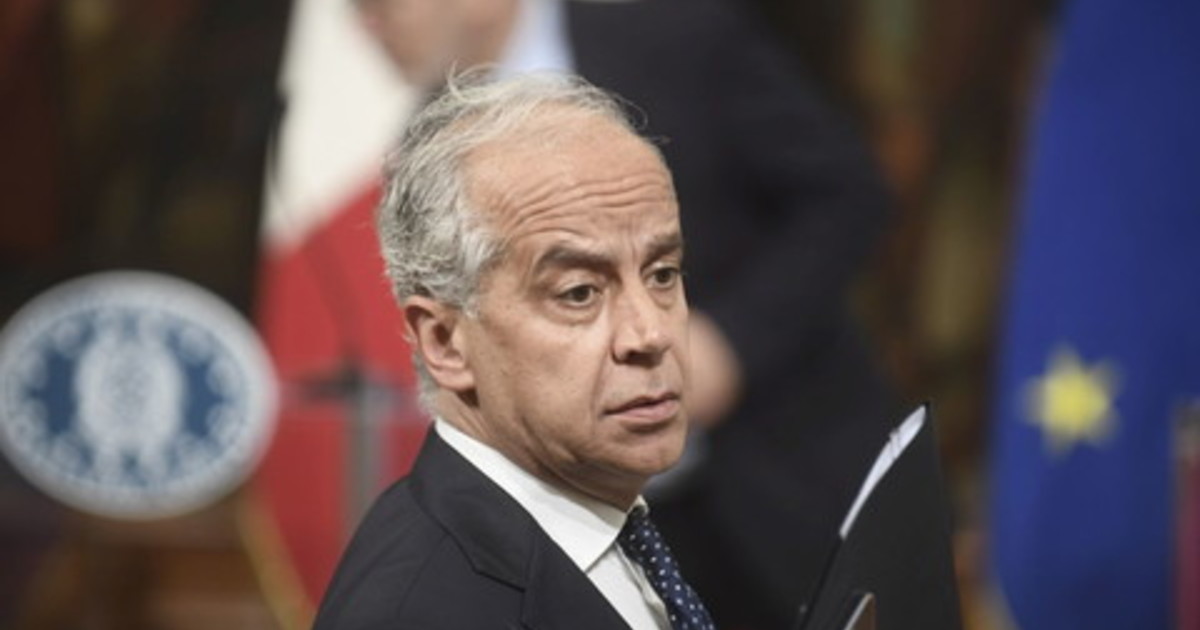 Piantedosi “Riflettere su difficoltà del lavoro delle forze dell'ordine”