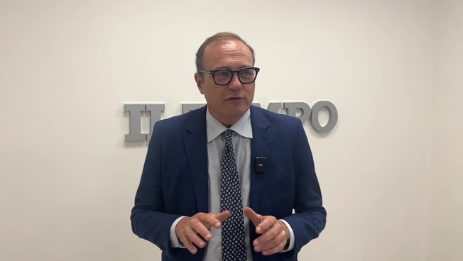 Cerno: altro che islamici, i più discriminati sono i gay di destra | VIDEO