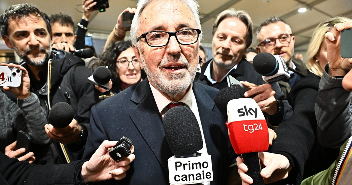 Ponte Morandi: chieste pene per quasi 400 anni per 56 imputati, 18 anni per Castellucci Ponte Morandi: chieste pene per quasi 400 anni per 56 imputati, 18 anni per Castellucci