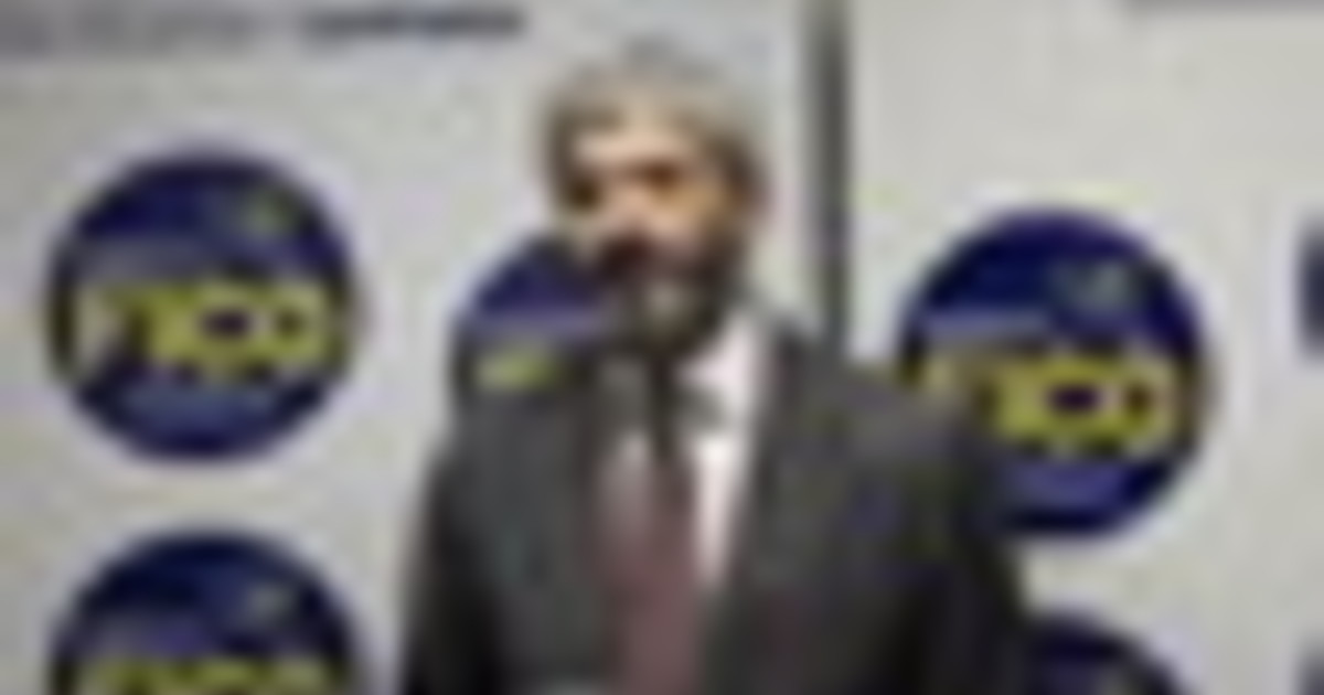 Roberto Fico predstavlja svojo civilno listo za regionalne volitve v Kampanji