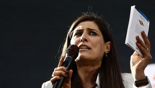 Scossone nel M5S, Appendino vuole dimettersi: Basta con il Pd. Ultimatum a Conte