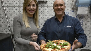 La Boccia si candida con Bandecchi: “Ci siamo sposati politicamente”. Il patto a Napoli | GUARDA