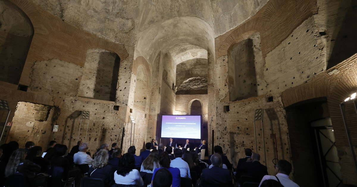 Le infrastrutture al Tempo d Le infrastrutture al Tempo d