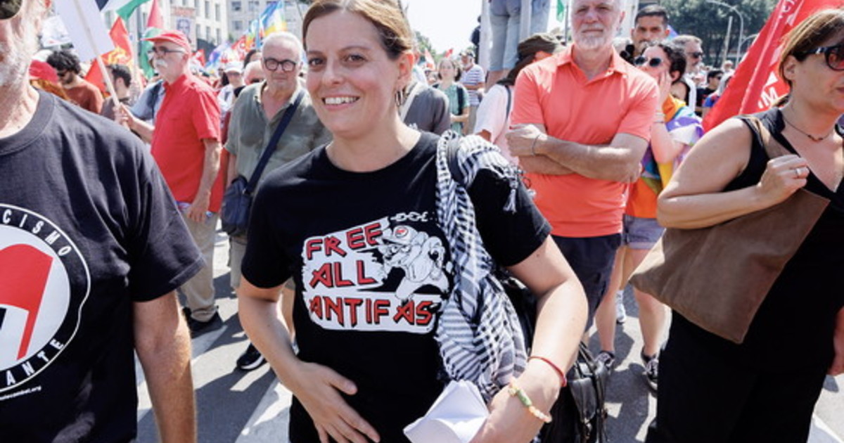 salis il ira del centrodestra per il post della vergogna orrore e sconcerto