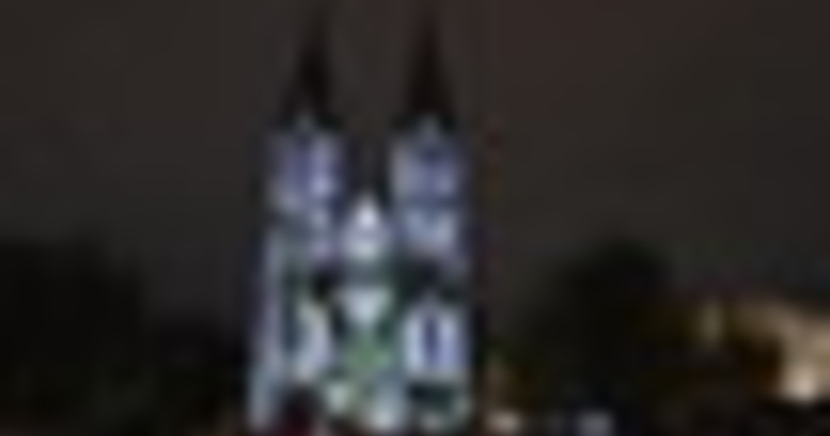 Il festival delle luci illumina il centro storico di Praga