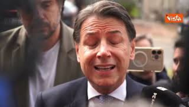 Conte davanti a casa di Ranucci: Attentato sconvolgente, ricorda momenti più brutti nostra storia Conte davanti a casa di Ranucci: Attentato sconvolgente, ricorda momenti più brutti nostra storia