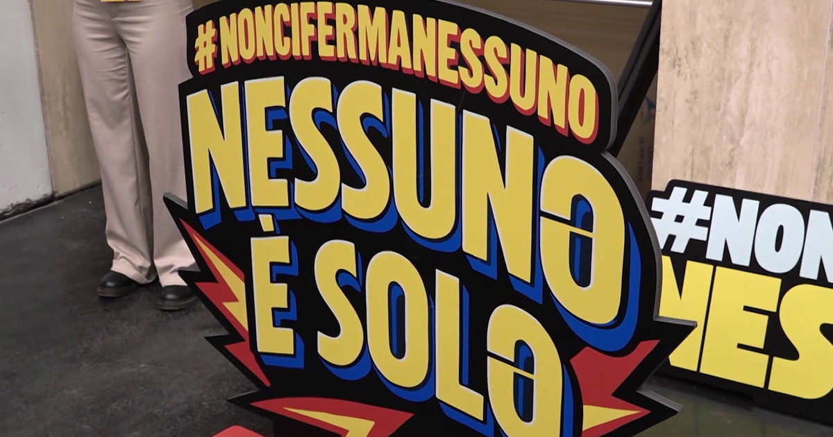 #NonCiFermaNessuno, tour in chiave green