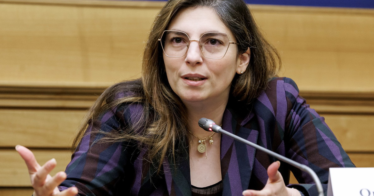 L'ex 5 Stelle Castelli difende Meloni e attacca Landini