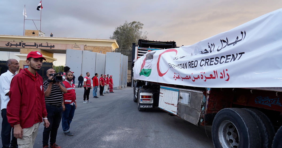 Lunedì riaprirà il valico di Rafah: ripartono gli aiuti. E Vance sarà in Israele