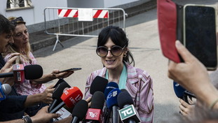 Taccia stronca Lovati: “Non c'era quando serviva, aveva altre priorità”. Lite tra legali