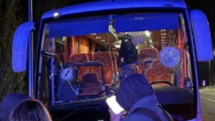 Sassaiola contro il pullman dei tifosi del Pistoia basket. Muore l'autista