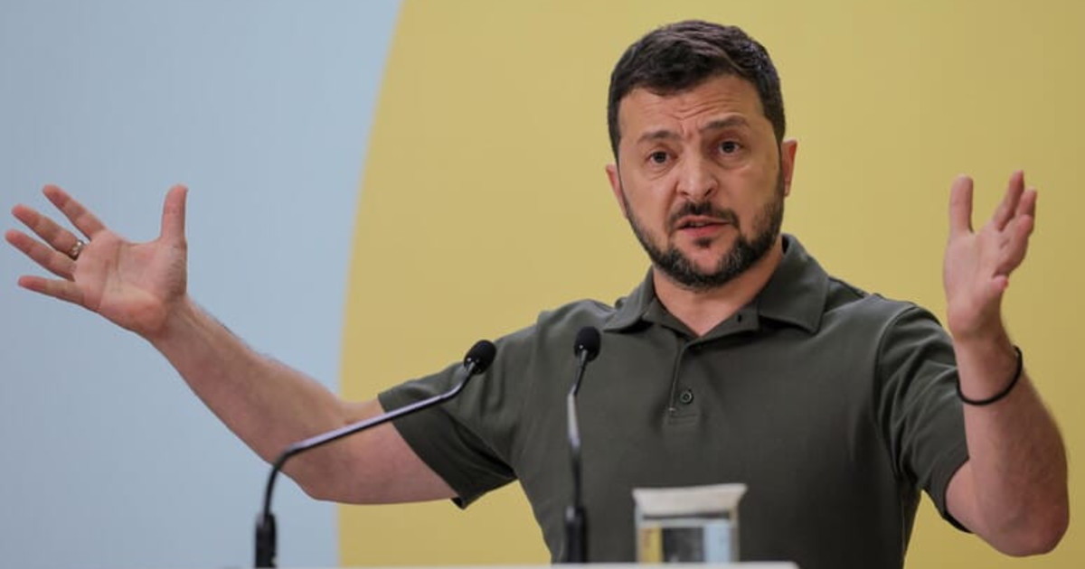 Zelensky pronto ad incontrare Trump e Putin a Budapest: "Nessuna pace senza di noi" Zelensky pronto ad incontrare Trump e Putin a Budapest: "Nessuna pace senza di noi"