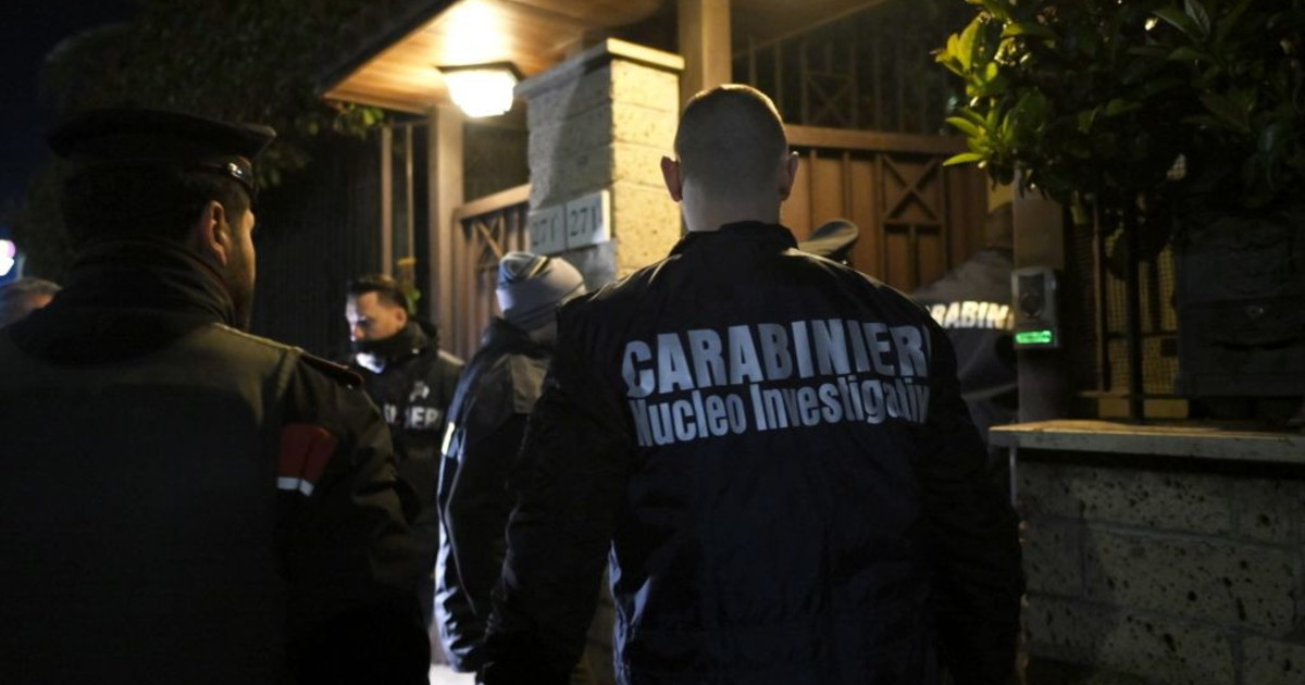 V Rimu aretirali osumljenca za poskus umora, v Abu Dabiju prijeli iskanega zaradi umora v Pomeziji