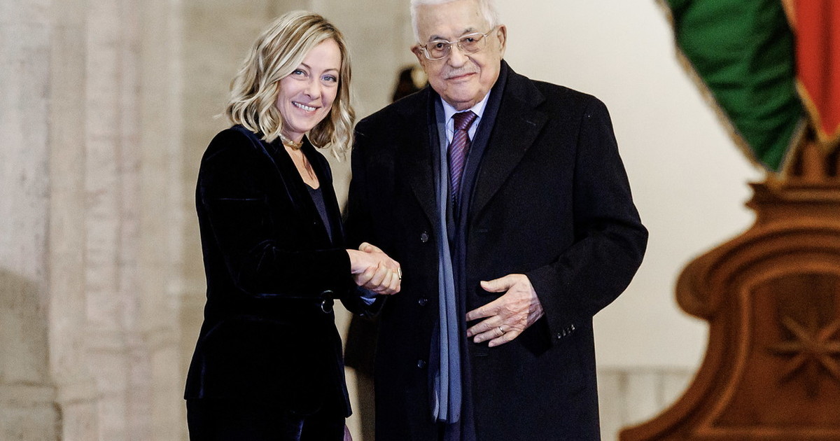 Il ritorno di Abu Mazen: "Hamas è un ostacolo alla pace.. Siamo grati a Trump" Il ritorno di Abu Mazen: "Hamas è un ostacolo alla pace.. Siamo grati a Trump"