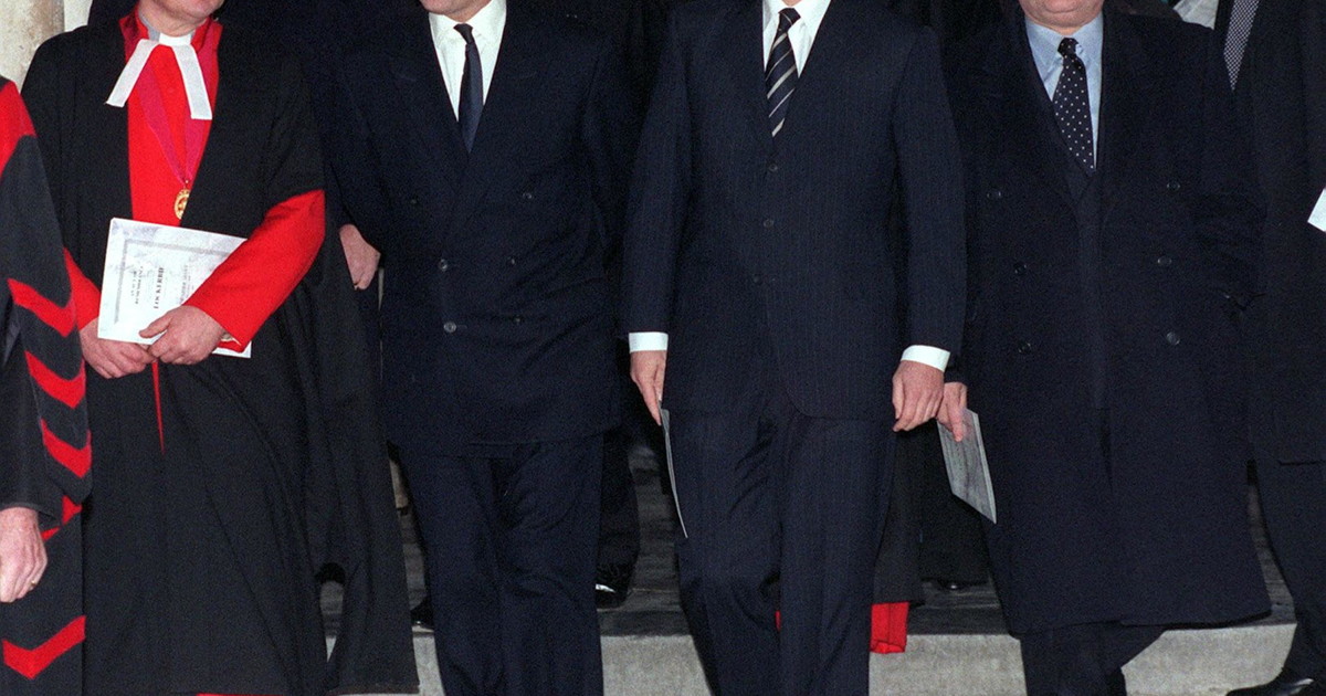 Gran Bretagna, il principe Andrea non paga l'affitto da venti anni