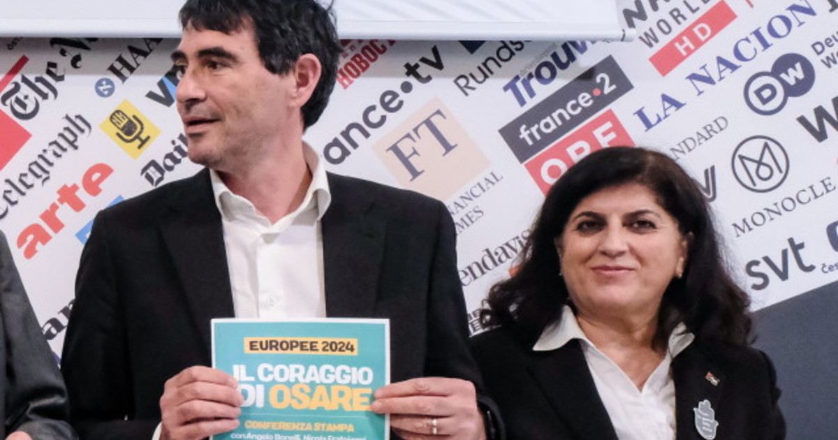 La "palestinese napulitana" è pure smemorata: "Non avevo letto", ma è bufera su Avs La "palestinese napulitana" è pure smemorata: "Non avevo letto", ma è bufera su Avs