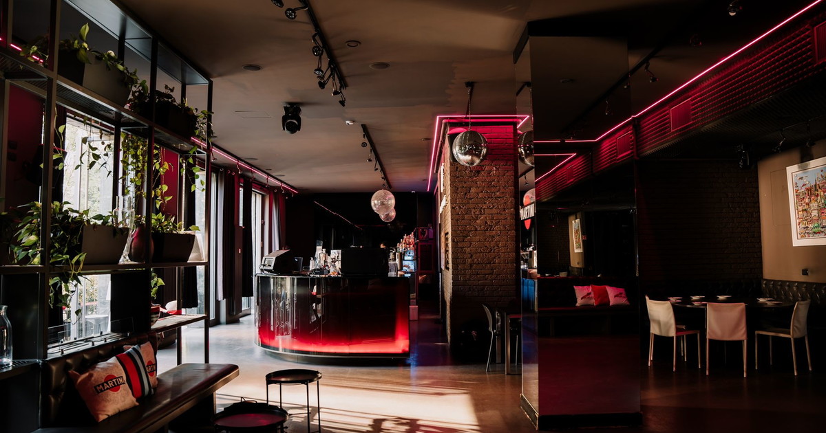 New York Lounge a Milano è il "Paradiso": ecco perché qui vanno forte i party più esclusivi nella capitale della moda ed economia New York Lounge a Milano è il "Paradiso": ecco perché qui vanno forte i party più esclusivi nella capitale della moda ed economia