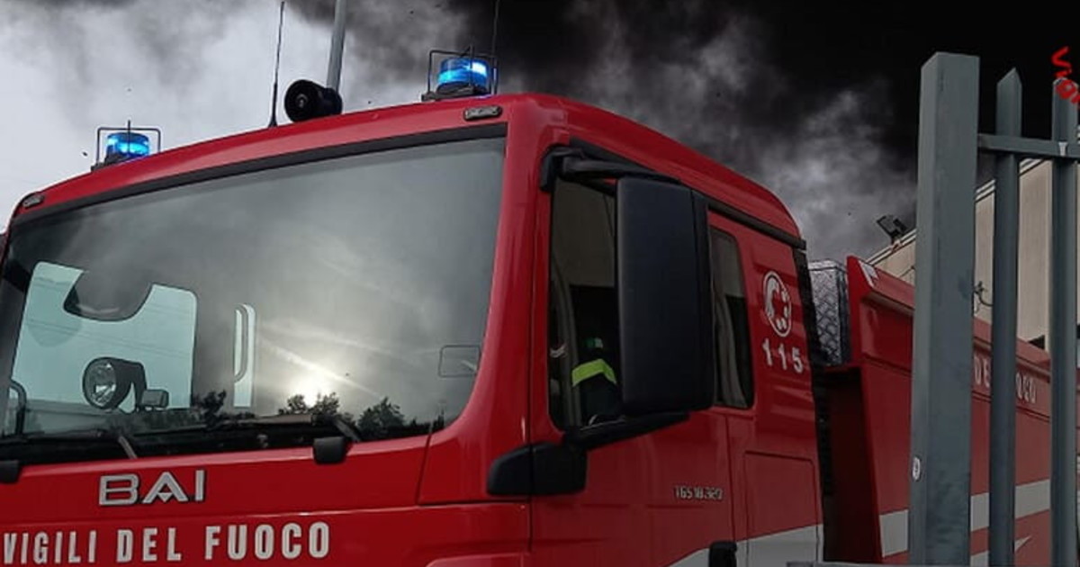 Inquilino abusivo sfrattato dalla casa popolare, torna e dà fuoco all Inquilino abusivo sfrattato dalla casa popolare, torna e dà fuoco all