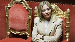 Meloni contro l'ipocrisia sulle minacce ai giornalisti. E attacca Schlein: “Fango che paga l'Italia”