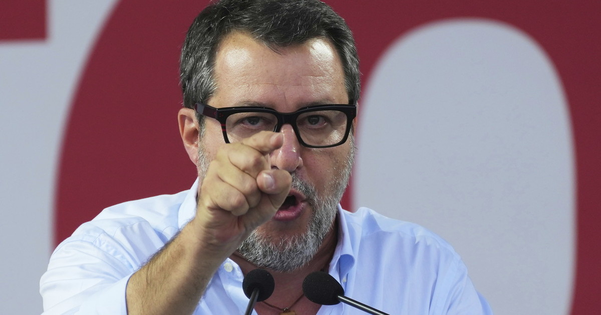 Mala TEMPOra Hannoun. Ira Salvini: “Va cacciato dal nostro Paese” Mala TEMPOra Hannoun. Ira Salvini: “Va cacciato dal nostro Paese”