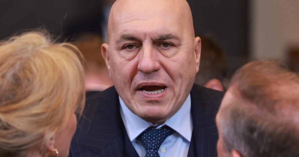 Anm "risentita" con Marina Berlusconi? Crosetto asfalta le toghe: "Trent Anm "risentita" con Marina Berlusconi? Crosetto asfalta le toghe: "Trent