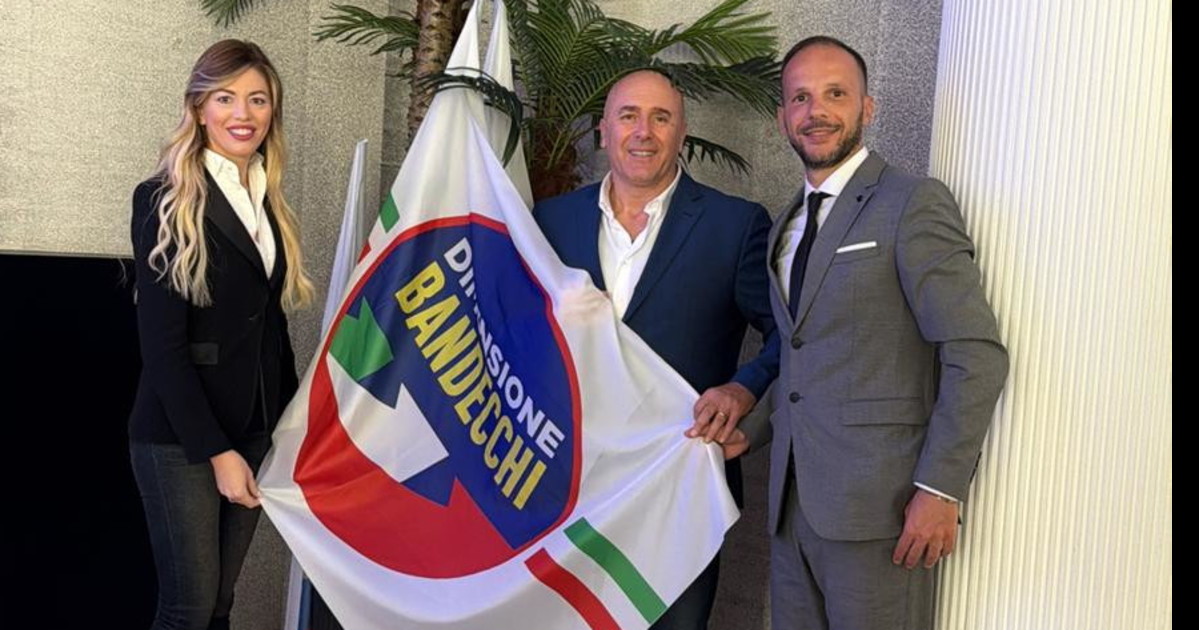 Pompei, Stefano Bandecchi con Maria Rosaria Boccia e Vincenzo Guida aprono la campagna elettorale della lista Dimensione Bandecchi Pompei, Stefano Bandecchi con Maria Rosaria Boccia e Vincenzo Guida aprono la campagna elettorale della lista Dimensione Bandecchi