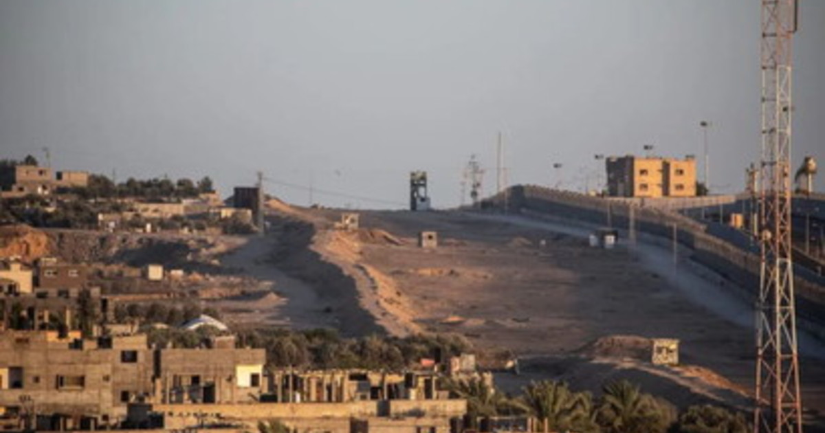 Nuovi raid israeliani a Gaza, almeno 63 morti. Trump “Tregua non a rischio”