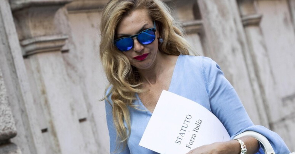 Biancofiore: "Un danno all Biancofiore: "Un danno all