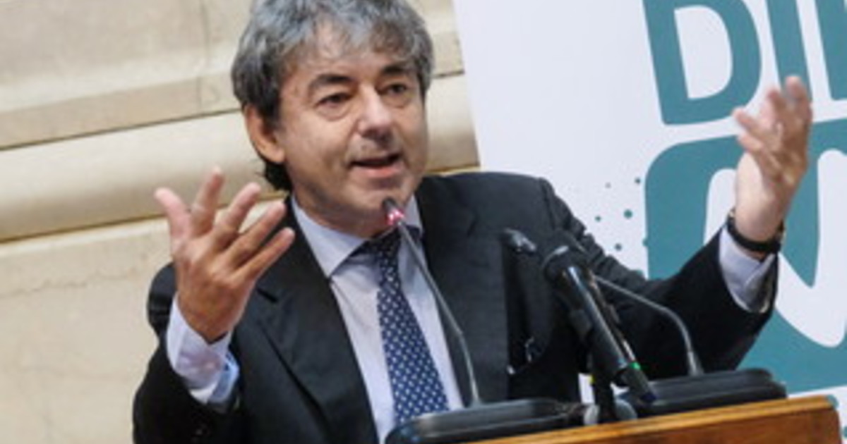 "Nacché giudici, siamo come il Pd". È rivolta nella chat dell "Nacché giudici, siamo come il Pd". È rivolta nella chat dell