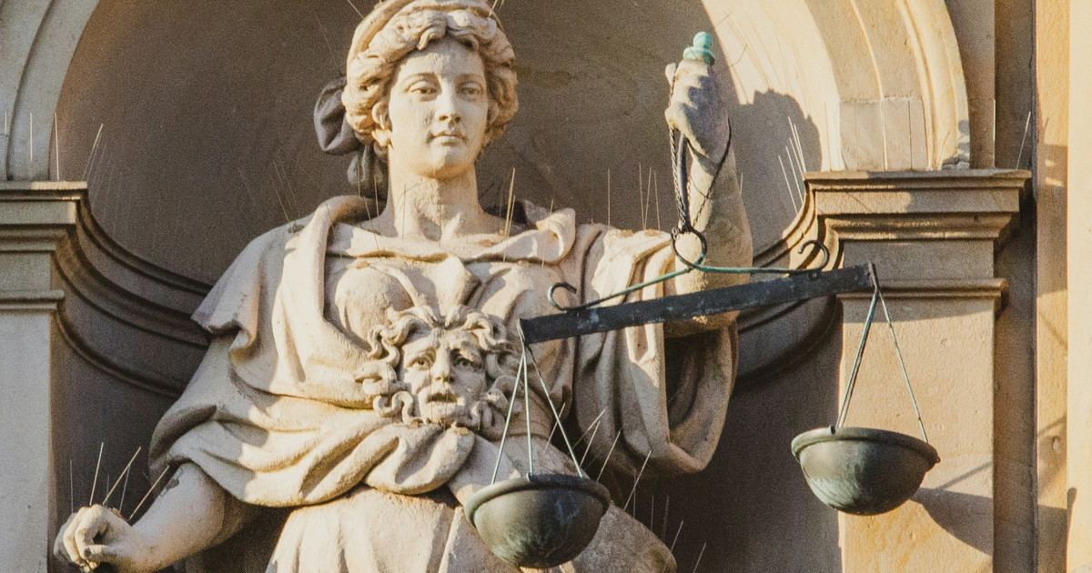 Giustizia, rapporti con minori e video hard: la maestra assolta può tornare a insegnare