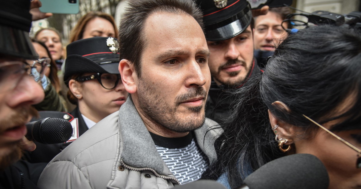 Bomba Tg1 su Garlasco, indagato il padre di Sempio: "Corruzione" Bomba Tg1 su Garlasco, indagato il padre di Sempio: "Corruzione"